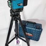 Makita laser level with digital display 4D 16lines two batteries .