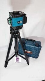 Makita laser level with digital display 4D 16lines two batteries .