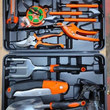 Complete 28 PCs garden toolbox