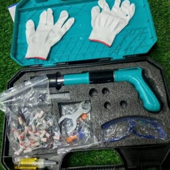 Manual rivet  gun  with 50 PCs  of rivets and gloves