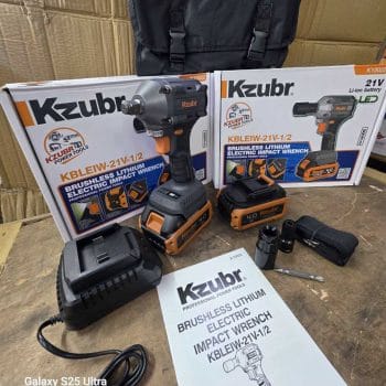Kzubr KBLEIW-21V-1/2 brushless lithium electric impact wrench kit.