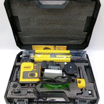 DeWalt 16-line green laser level kit